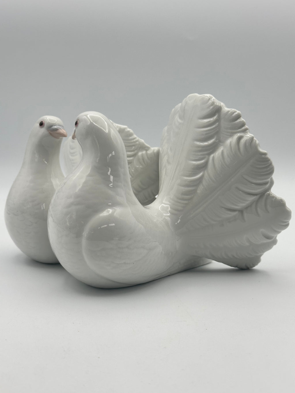 Lladro Couple of Doves Figurine (#1169)