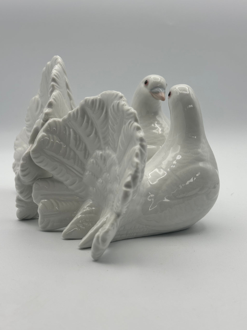 Lladro Couple of Doves Figurine (#1169)