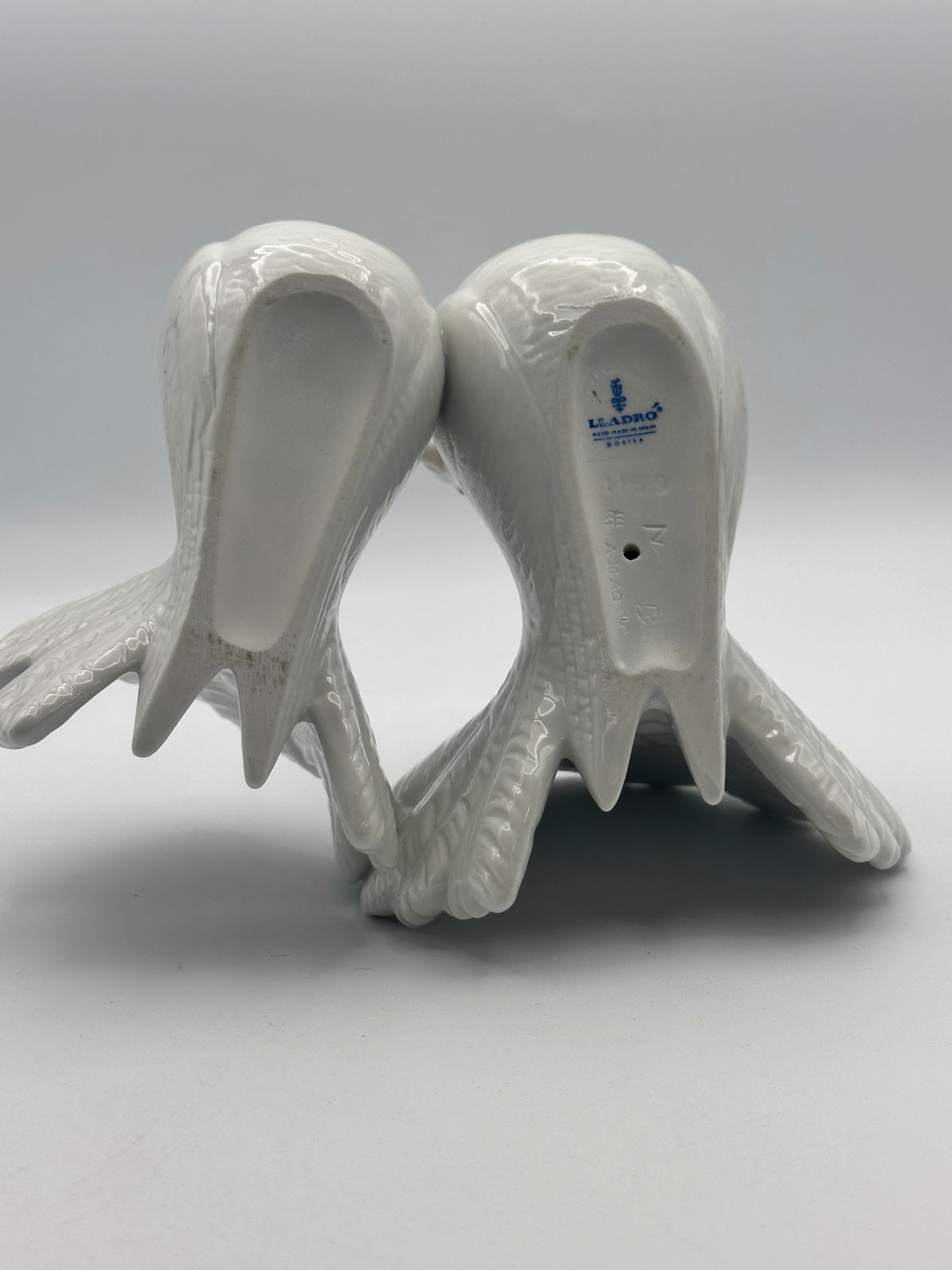 Lladro Couple of Doves Figurine (#1169)