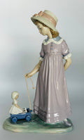 Vintage Lladro “Girl Pulling Wagon” (#5044)