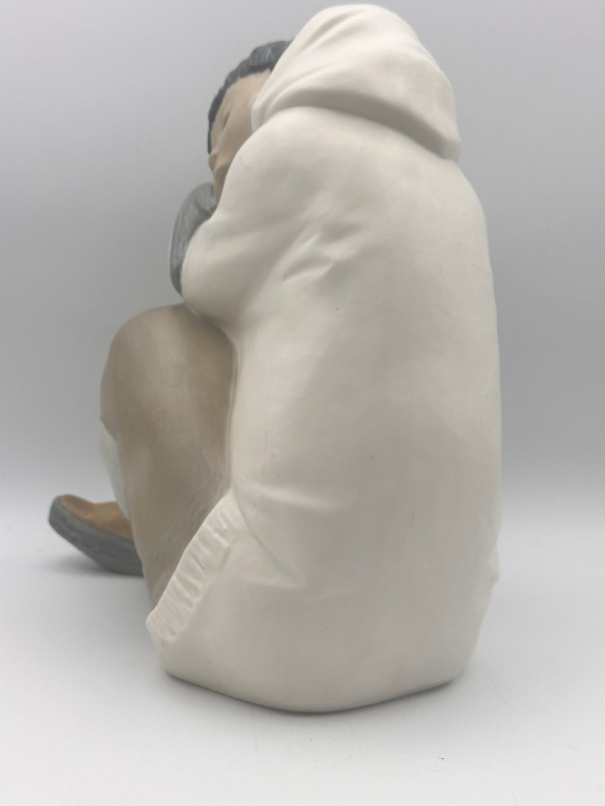 Vintage Lladro Eskimo Boy Figurine