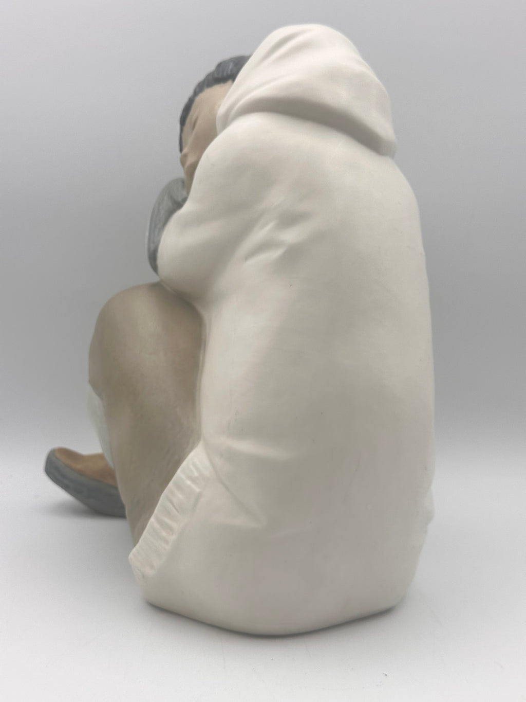 Vintage Lladro Eskimo Boy Figurine