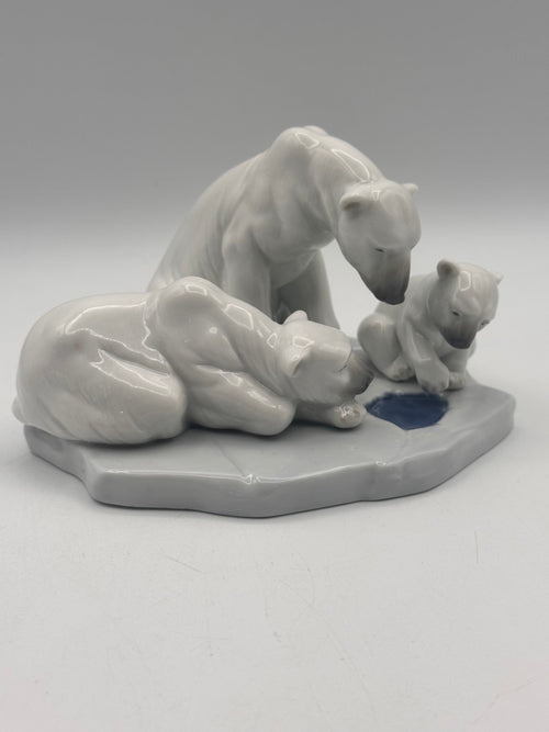 Lladro “Bearly Love” Polar Bears Figurine (#1443)