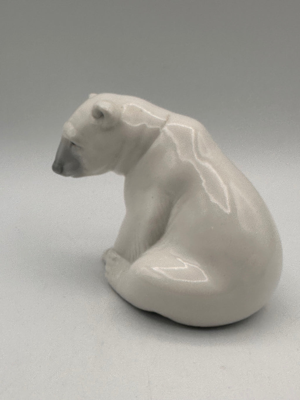 Lladro Seated Polar Bear (#1209)