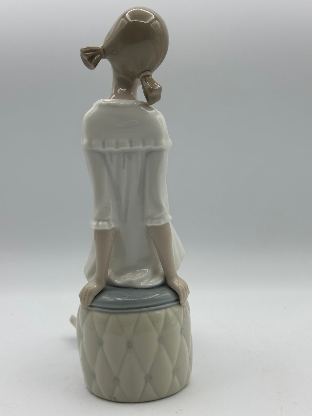 Vintage Lladro “Girl with Mother’s Shoe” Figurine (#1084)