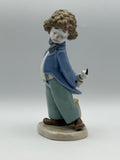 NAO by Lladro Daisy 1985 “Traveling Man” Figurine (#0486)